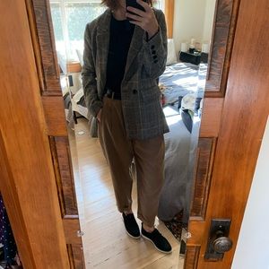 The put together pleated pant | Everlane tan trouser